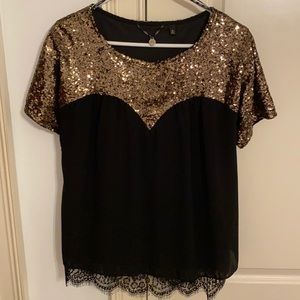 BKE Boutique Top size medium